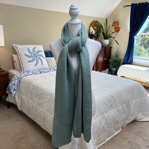 🌿✨🌿 Sage Green Cozy Soft Knit Scarf 🌿✨🌿